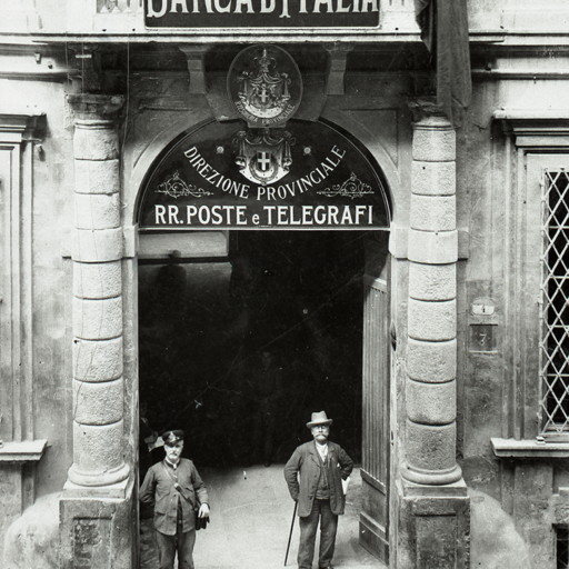 Portale R. Poste e Banca d'Italia, Roberto Sevardi, 1920 ca