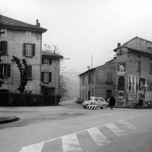 Incrocio viale Umberto I-via Cassoli, 1966 ca