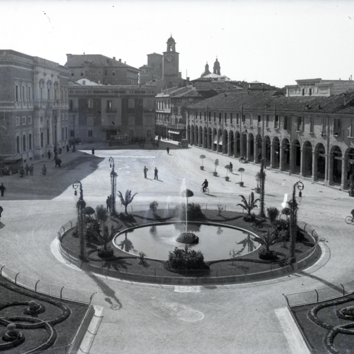 Piazza della Vittoria, Foto Ars, 1935 ca