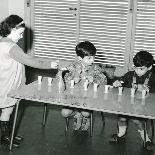Gabinetto fotografico  del Comune di Reggio Emilia Bambini nelle scuole d'infanzia, ca. 1970